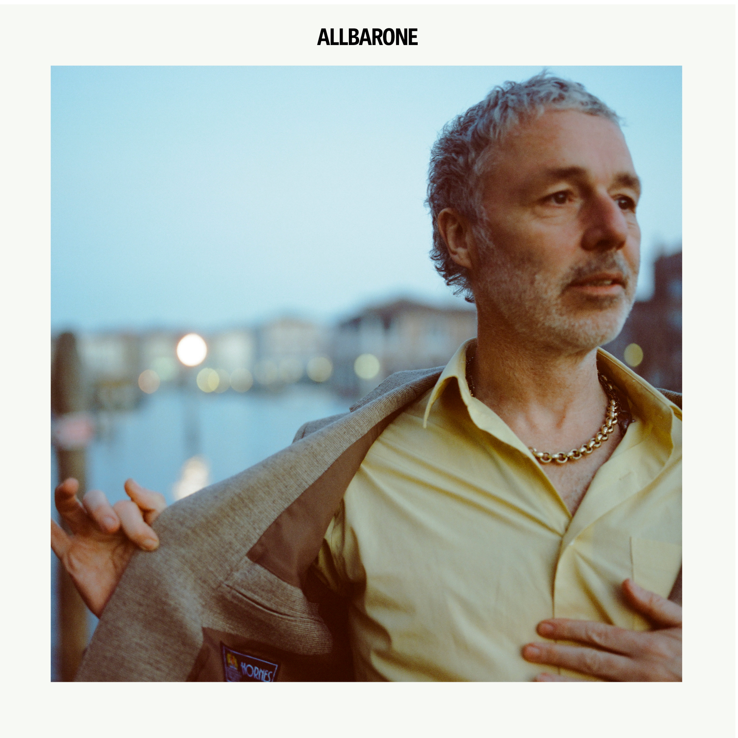 BAXTER_DURY_ALLBARONE_DIGITAL_72_dpi_02b53025-b61d-45a5-88f4-9cccdeb8a341